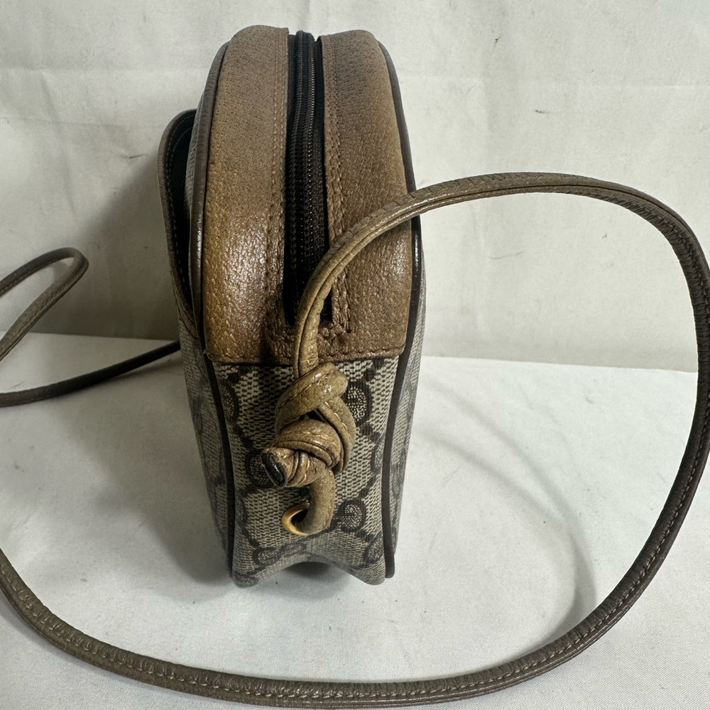 Gucci Shoulder Bag - Picture 2 of 10